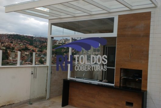 Coberturas de vidro para pergolados