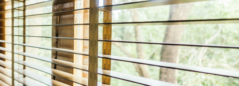 Controle de persianas, toldos e cortinas através de um clique