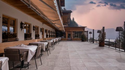 Toldo para comércio: 5 modelos para deixar sua empresa com um design inovador